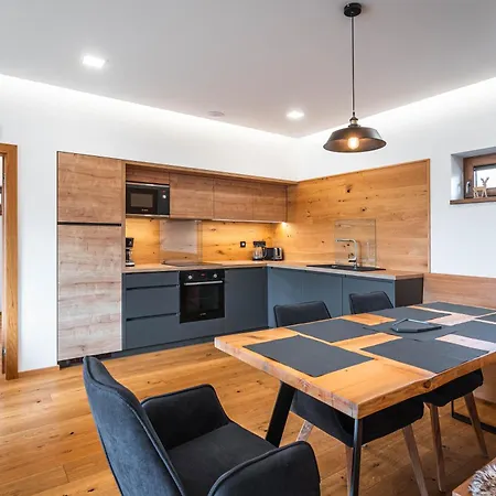 Apartment Svicarek *